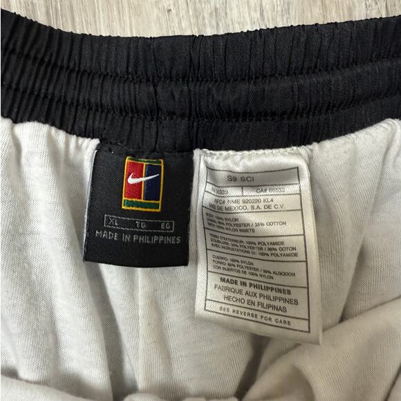 Vintage Nike Swoosh Men’s Black Nylon Track Pants XL Retro Athletic 90s Style - Picture 7 of 13